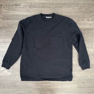 Uniqlo Men's Black Long Sleeve Tee